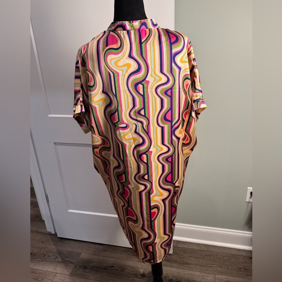 Karlie Multicolor retro Abstract v neck short sleeve satin dress Dress - Picture 4 of 10